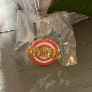 Annie Get Your Gun Broadway show pin